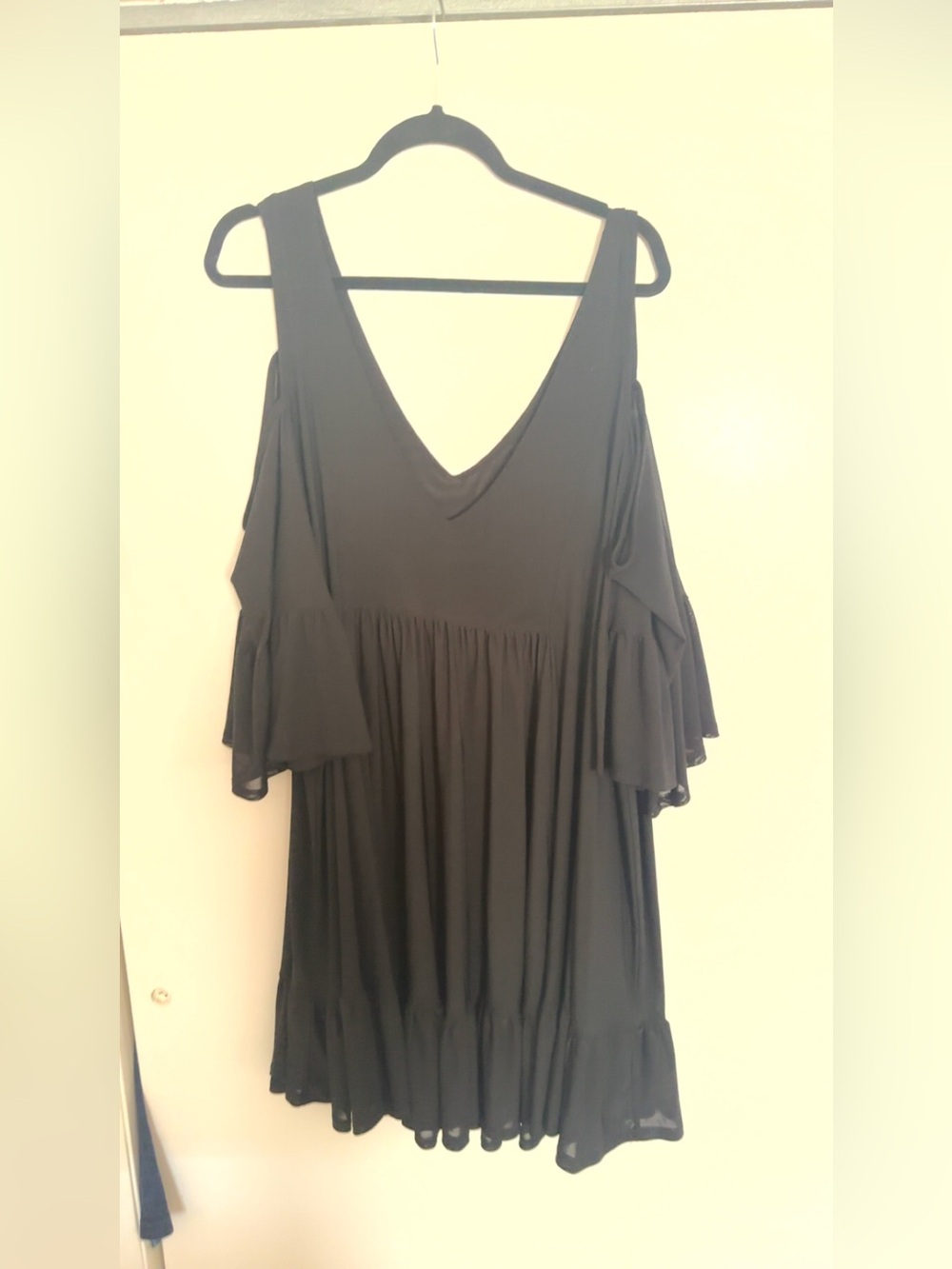Torrid Black Cold-Shoulder V-Neck Women’s Beach Cover